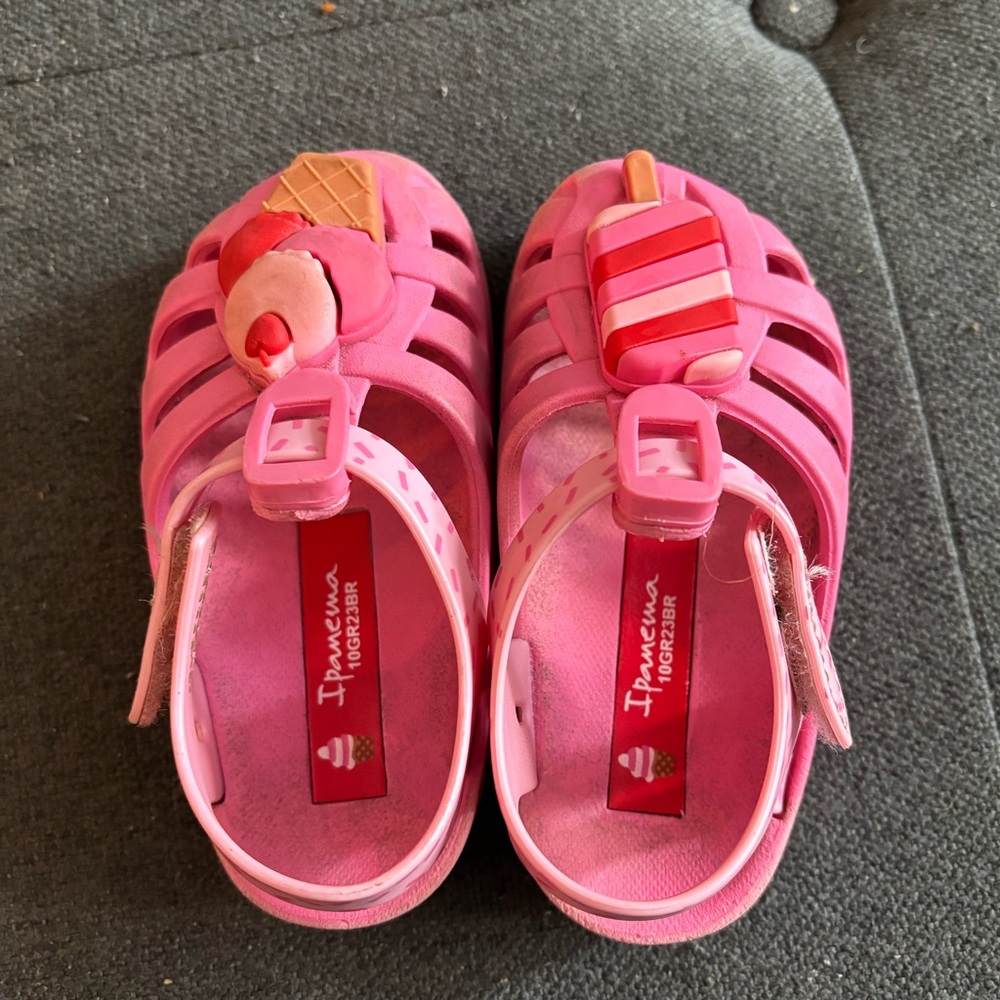 Ipanema Sandals